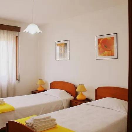 Flat Accommodation In Braga Room photo